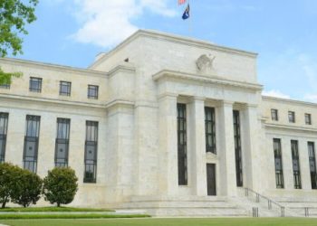Fed Watch: Key Bullish Patterns in the S&P 500, Utilities, and Crypto