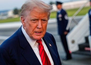 Trump confirms 2 nuclear submarines are ‘in the region’ to counter Russia