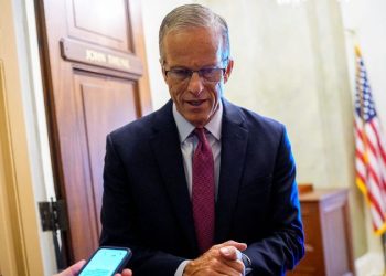 Trump-approved plan to avert government shutdown scuttled by Senate