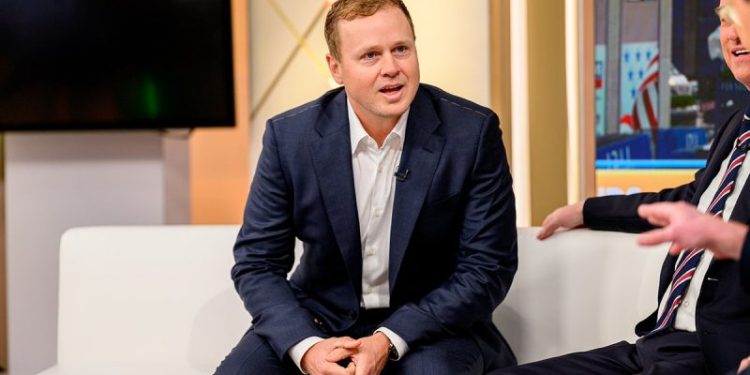 Spencer Pratt says A-listers privately cheer his criticism of California leadership, fear career fallout